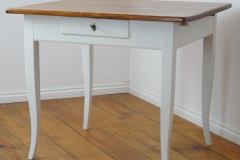 Tisch-Biedermeier-vintagefuechse